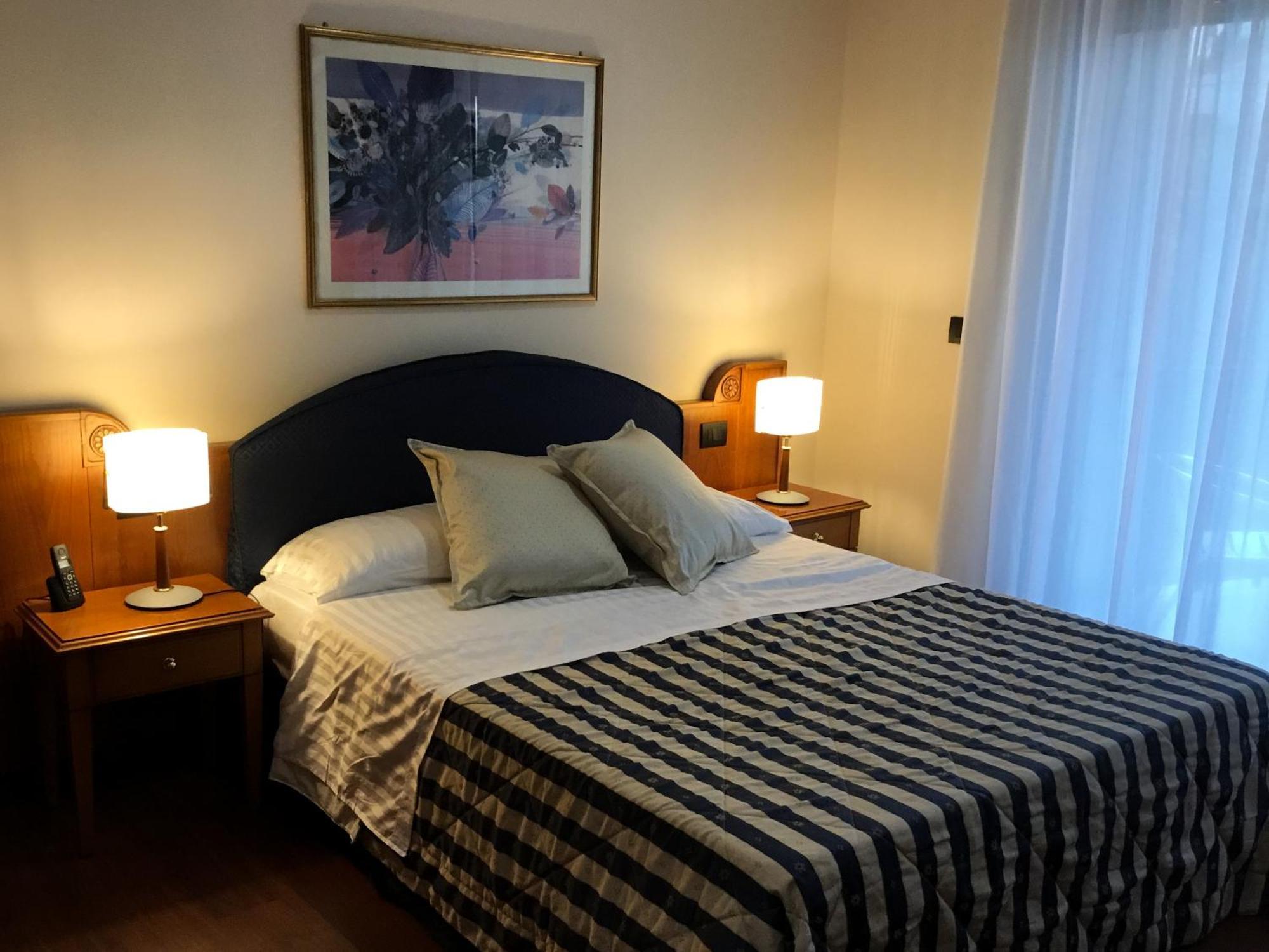 Erania Hotel Sala Consilina Kültér fotó
